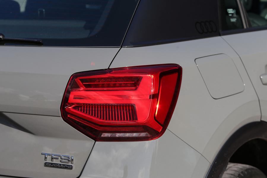 Детали экстерьера Audi Q2 2.0 TFSI Quattro Sport 2017 года  (AU) (фото 5 из 40)
